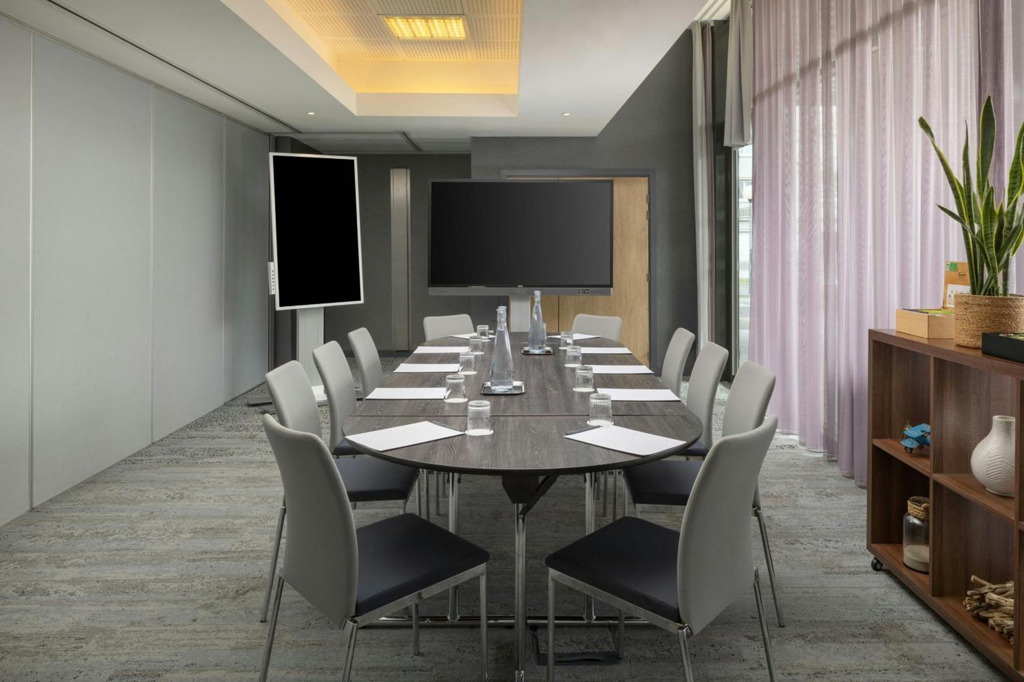 Courtyard By Marriott Toulouse Airport Hotel Luaran gambar